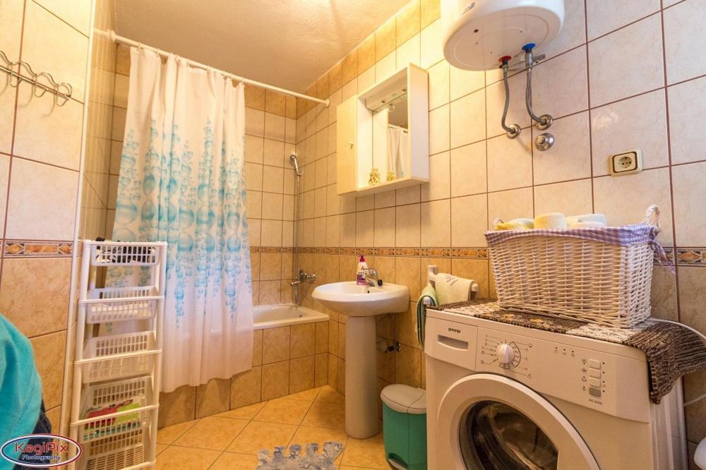 Sandra Rab Town Kültér fotó